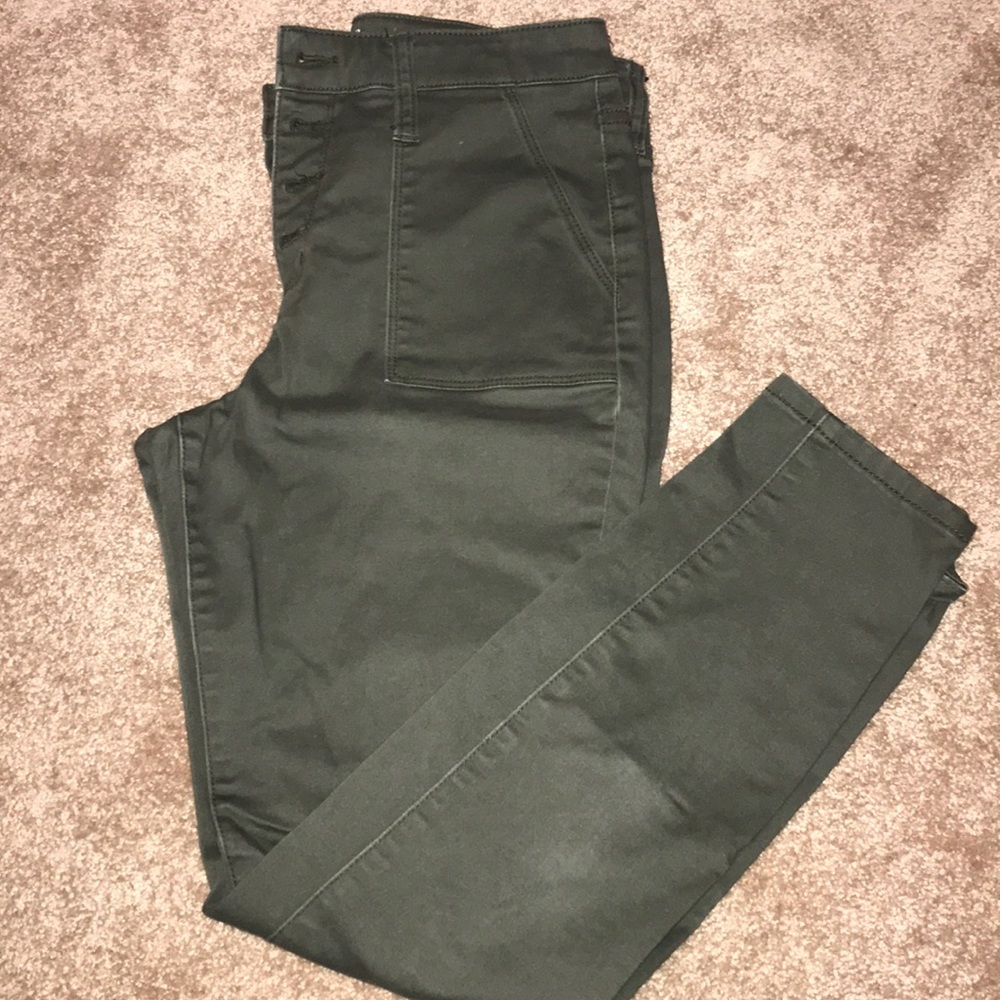 Soft, Army Green, Multibutton Pants